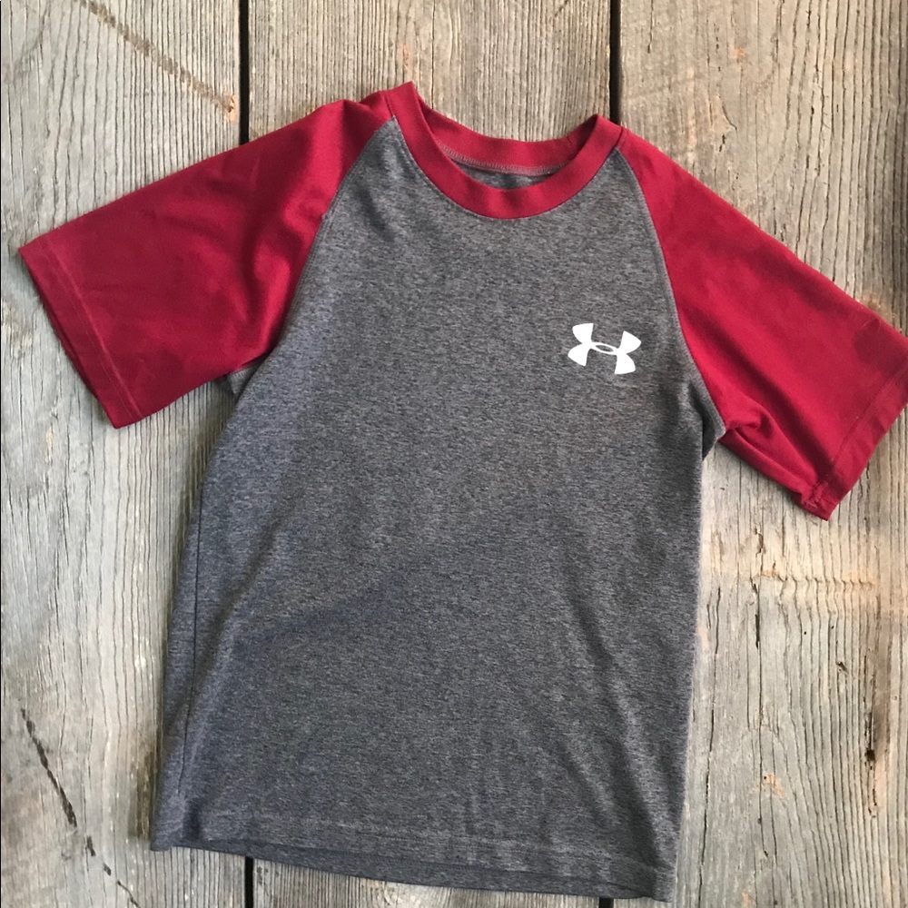 Under Armour T-shirt